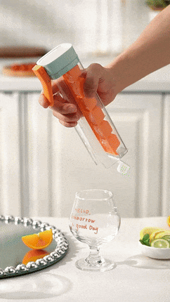 Ice Cube Maker Handle Tray animated demo of ice release mechanism in use