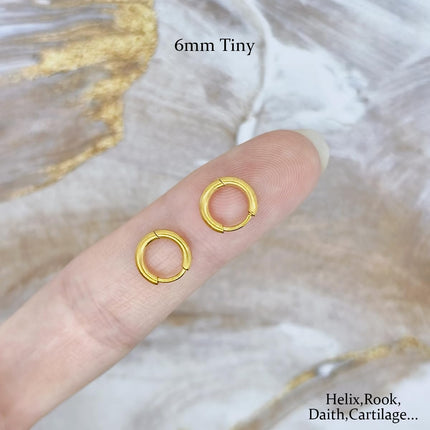 6mm 14K Gold Plated Huggie Hoop Earrings - detail view