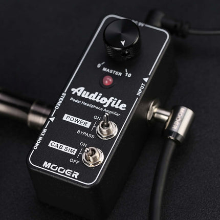 Micro Analog Guitar Pedal Headphone Amp for Electric Guitar and Bass