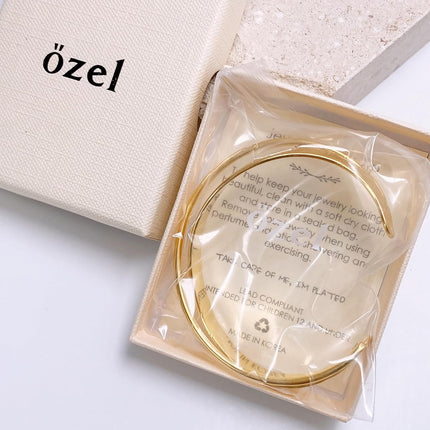 HomeChef ChefDelHogar Women's Gold Cuff Bracelets – 18K Gold Plated Textured Bangles with — Kitchen & Home